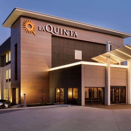 La Quinta Inn & Suites By Wyndham St Louis Route 66 Windsor Springs Eksteriør bilde