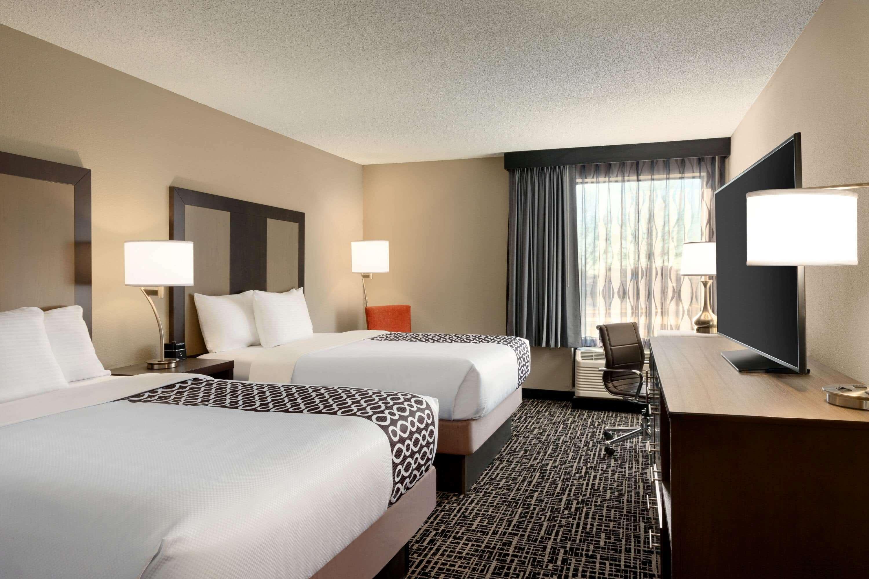 La Quinta Inn & Suites By Wyndham St Louis Route 66 Windsor Springs Eksteriør bilde
