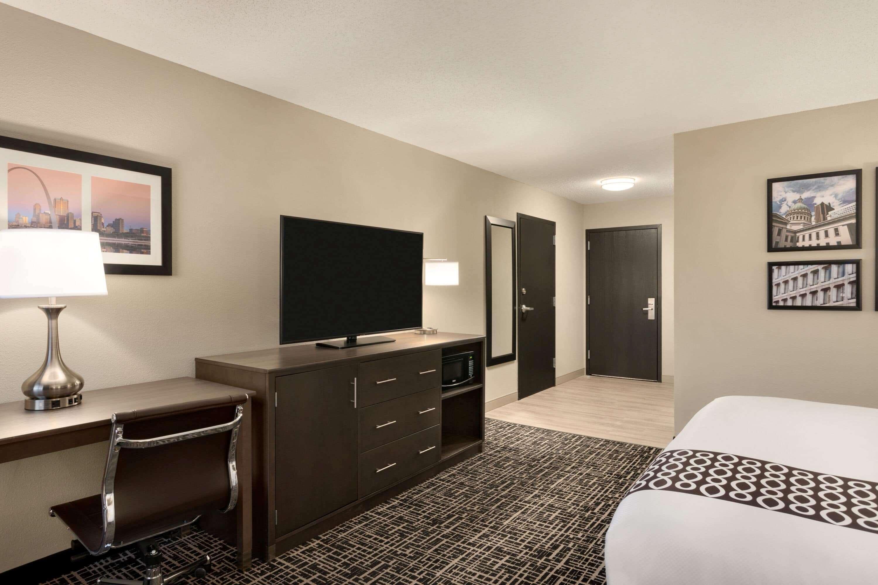 La Quinta Inn & Suites By Wyndham St Louis Route 66 Windsor Springs Eksteriør bilde