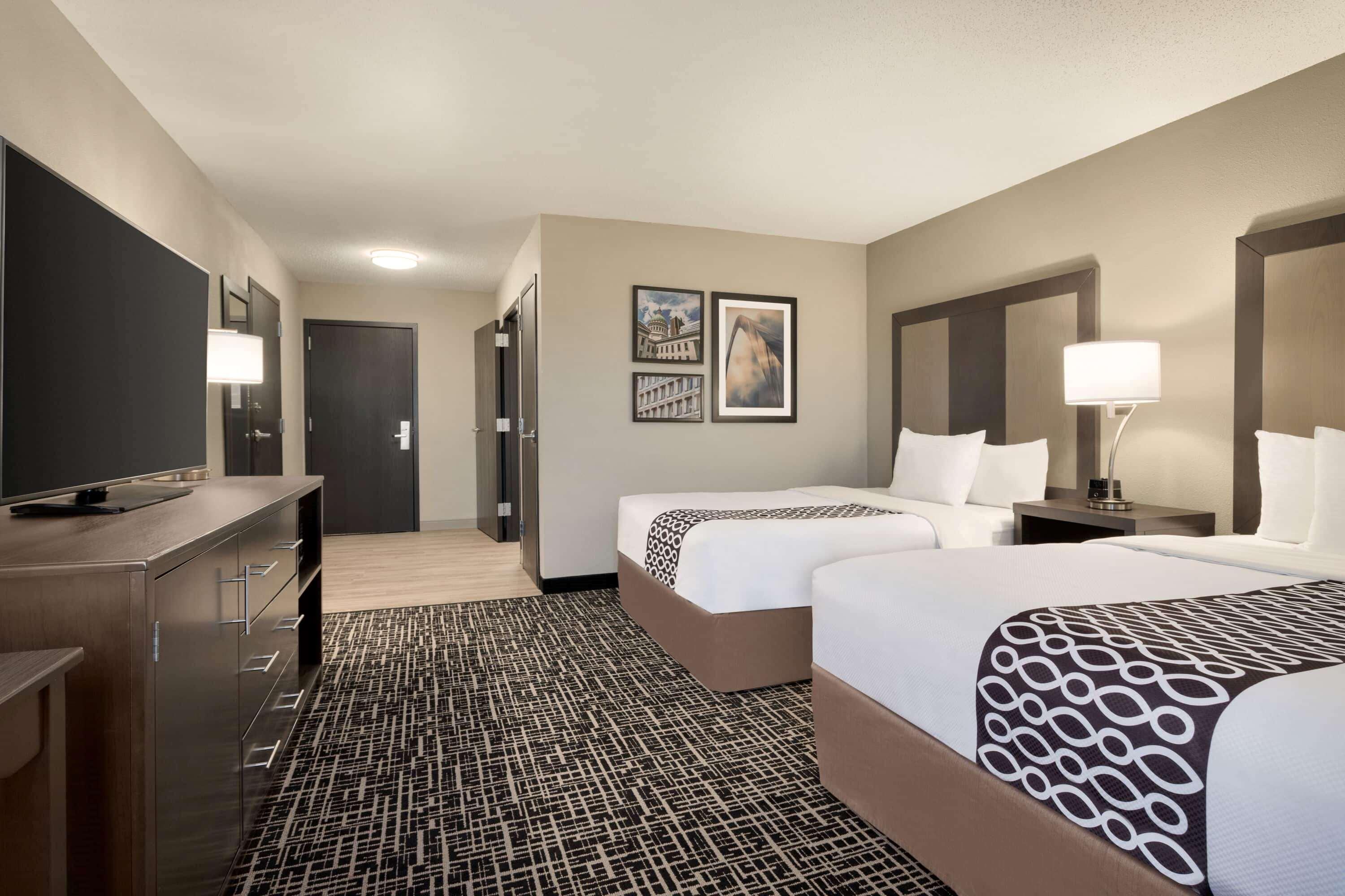 La Quinta Inn & Suites By Wyndham St Louis Route 66 Windsor Springs Eksteriør bilde