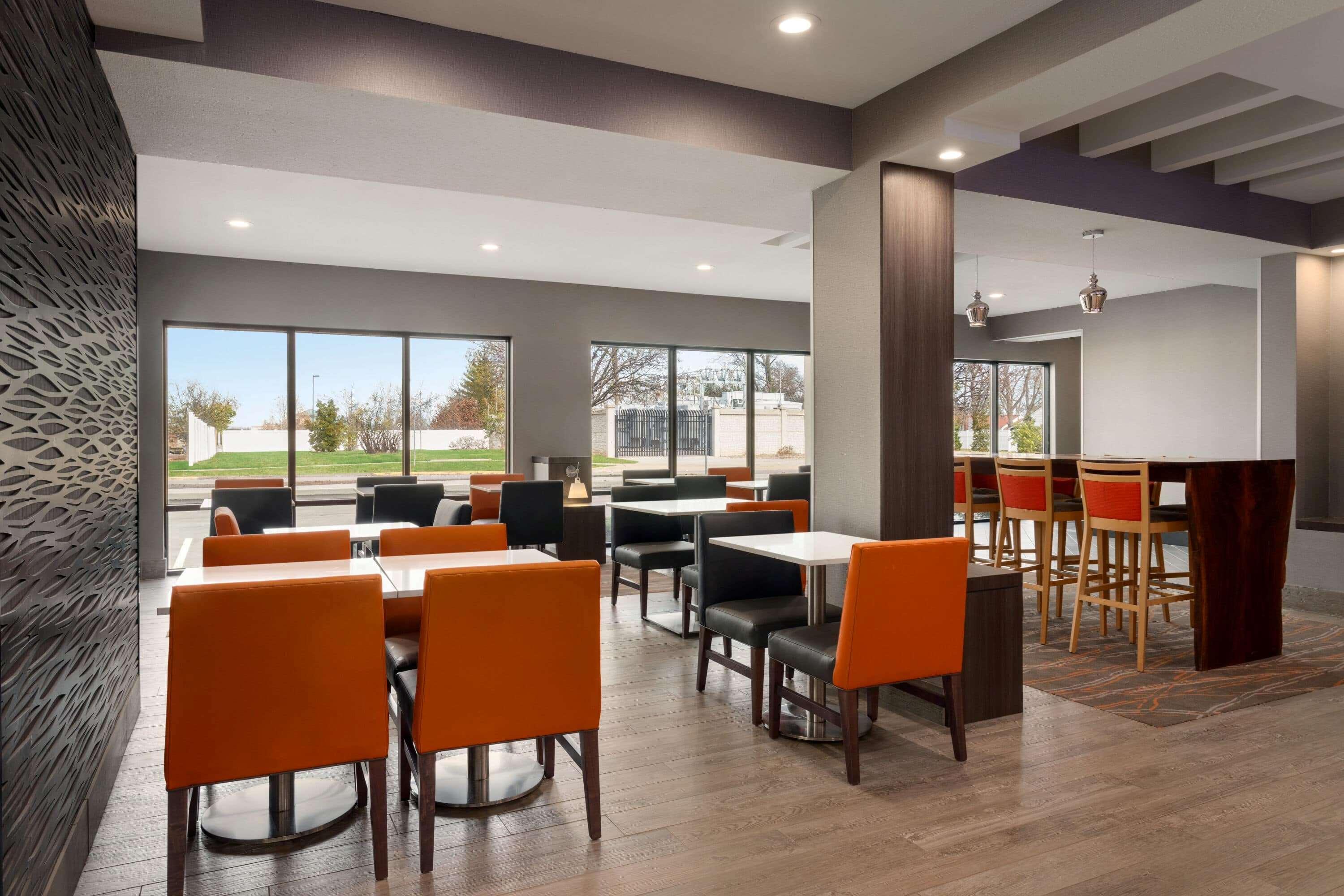 La Quinta Inn & Suites By Wyndham St Louis Route 66 Windsor Springs Eksteriør bilde