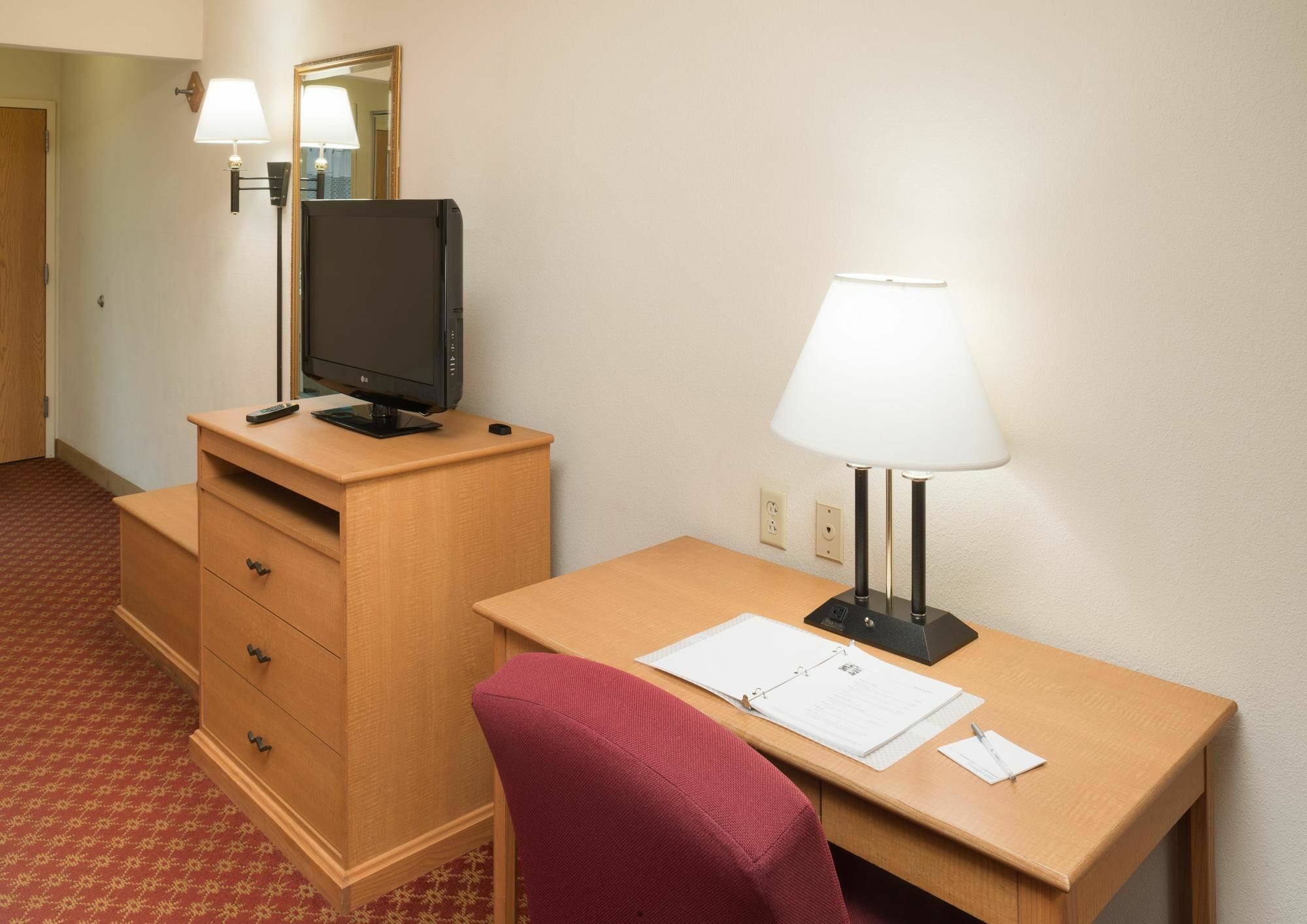La Quinta Inn & Suites By Wyndham St Louis Route 66 Windsor Springs Eksteriør bilde
